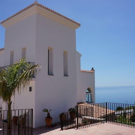 Apartment Torrecilla سالوبرينيا المظهر الخارجي الصورة